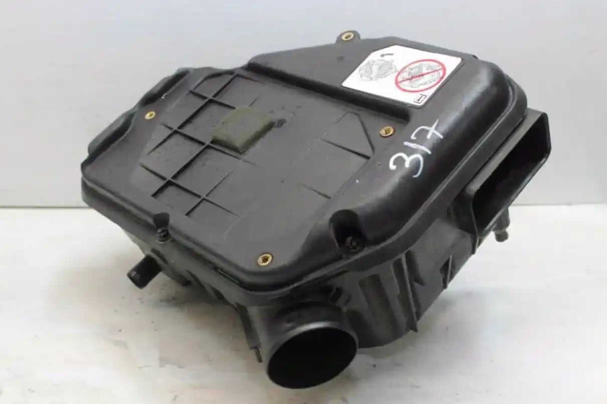 Used Jeep, Patriot Air Cleaner/Box Air Cleaner Mk 2.4 Petrol 05/11 12/16 2014 – main images - All Good Parts