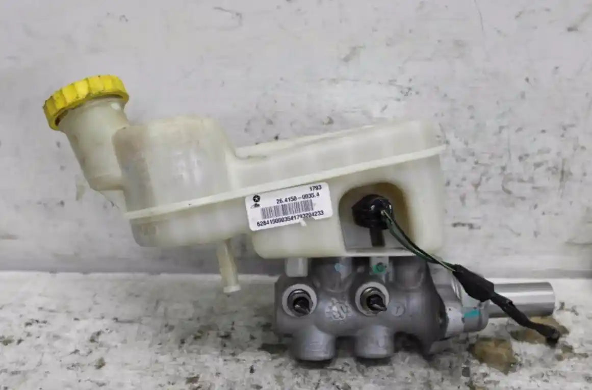 Used Jeep, Patriot Master Cylinder Mk 08/07 12/16 2014 – main images - All Good Parts