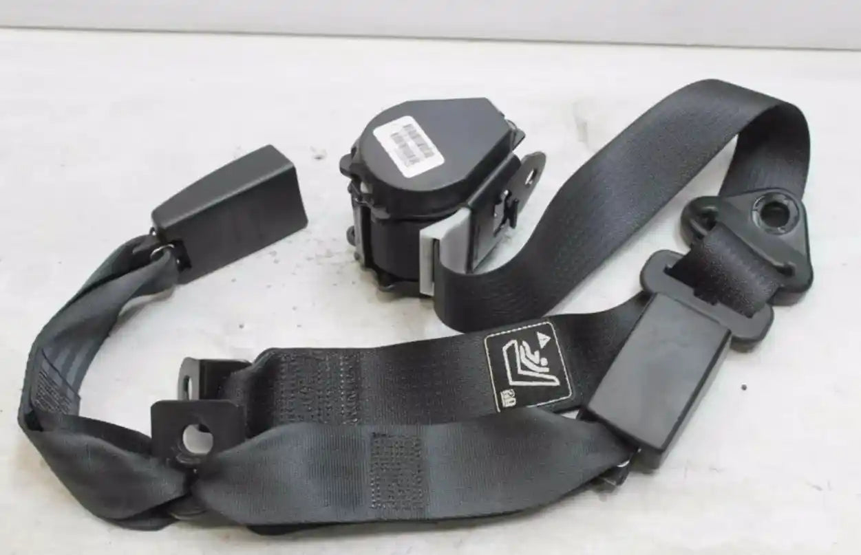 Used Jeep, Patriot Seat Belt Lh Rear Seat Belt Only Mk 08/07 12/16 2014 – main images - All Good Parts