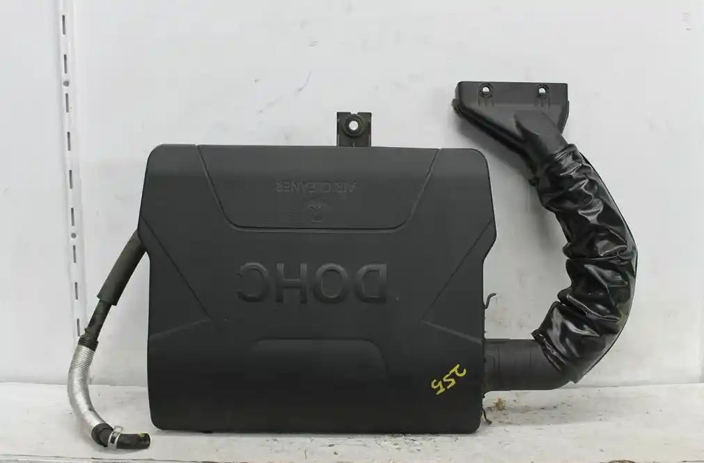 Used Kia, Picanto Air Cleaner/Box Air Cleaner Ja 1.2 G4La Petrol 05/17 2023 – image 1 - All Good Parts