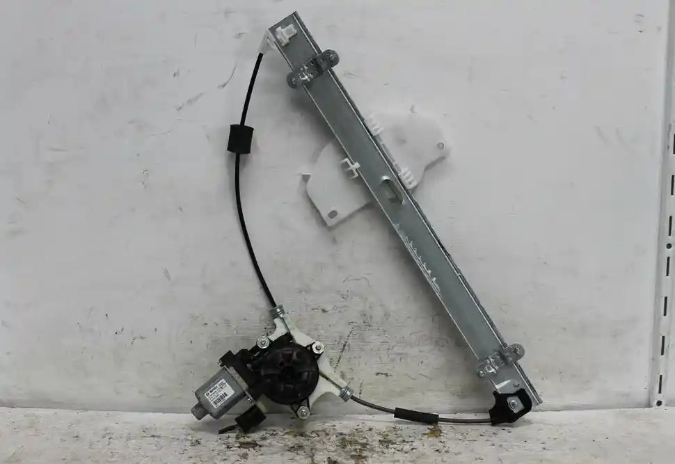 Used Kia, Picanto Left Front Window Reg/Motor Ja Door Reg & Motor Assy 05/17 2023 – image 1 - All Good Parts