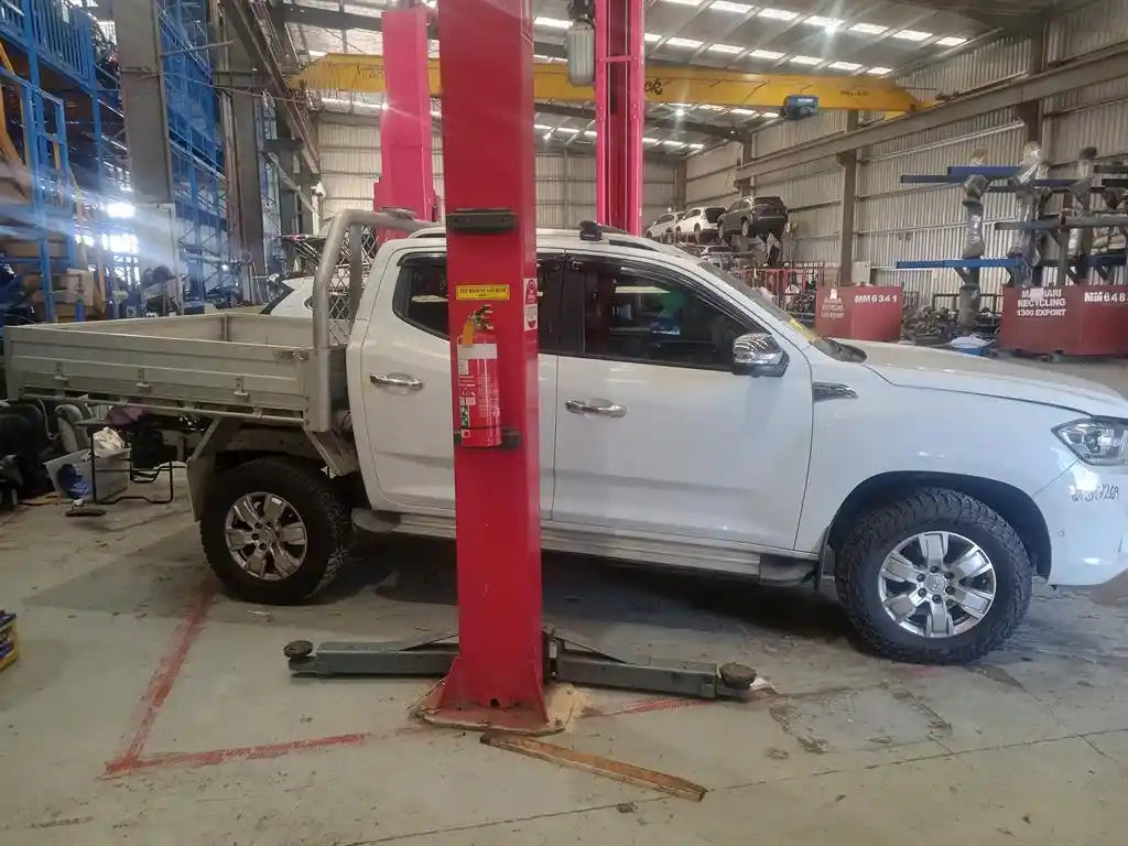 Used LDV, T60 Radiator Auto, 2.8, Diesel, Sk8C, 07/17-08/21 J17025 2018 – image 3 - All Good Parts
