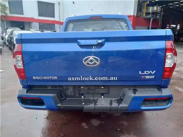 Used LDV, T60 Fan Radiator Fan Assy 2.8 Diesel Sk8C 07/17 2021 – image 5 - All Good Parts