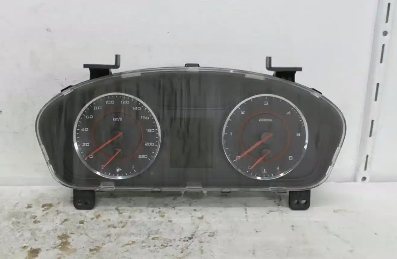 Used LDV, G10 Instrument Cluster Diesel Auto T/M Sv7A/Sv7C Wagon/Van 04/15 06/21 2020 – image 1 - All Good Parts