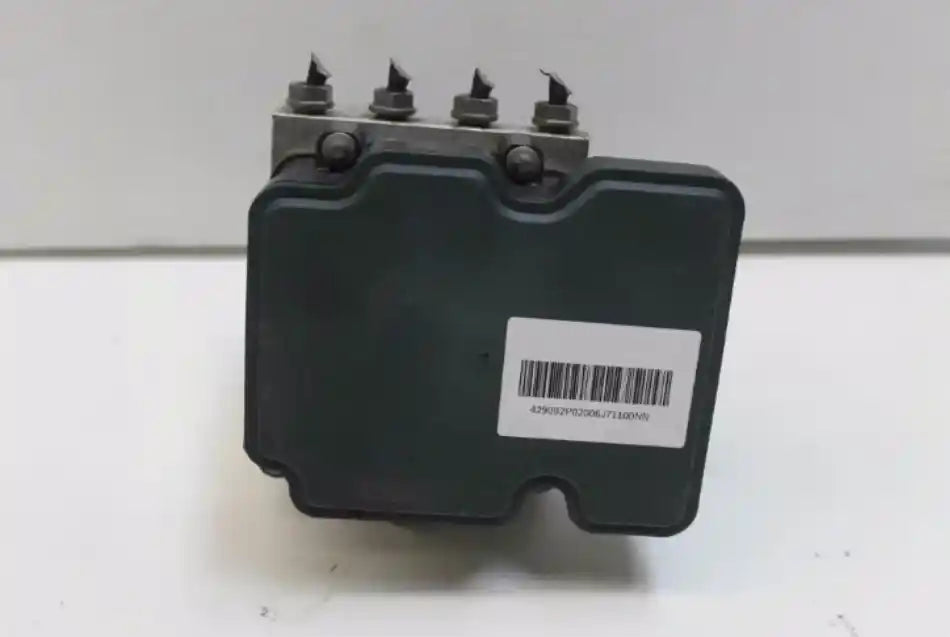 Used LDV, G10 Abs Pump/Modulator Sv7A/Sv7C Wagon/Van 04/15 2018 – image 1 - All Good Parts