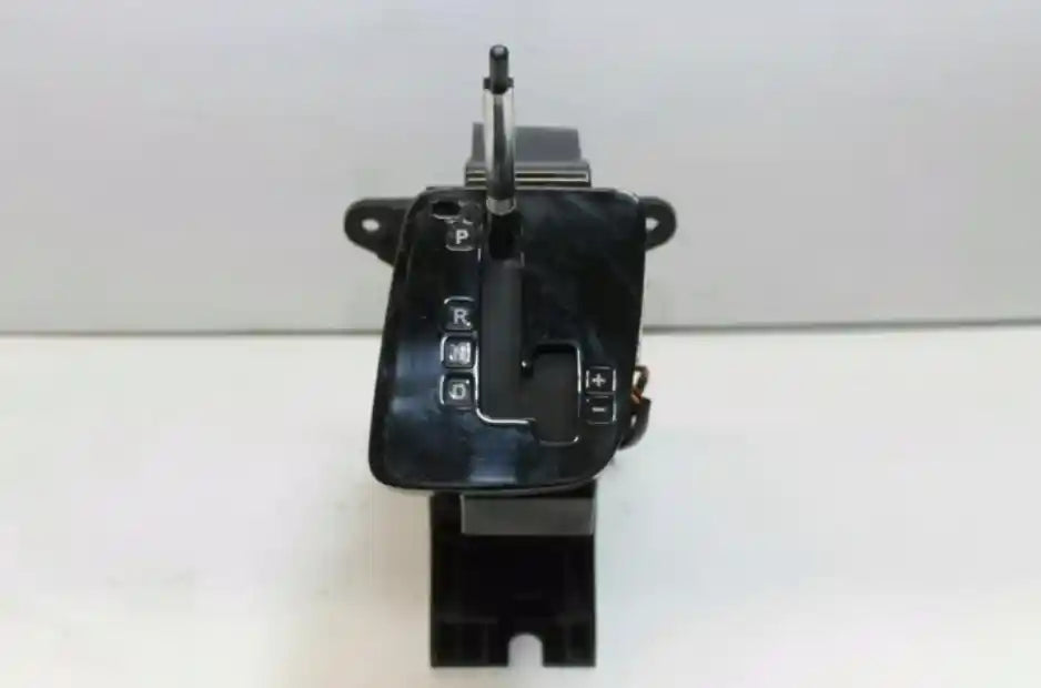 Used LDV, G10 Gear Stick/Shifter Auto Petrol/Diesel Sv7A/Sv7C Wagon/Van 04/15 2018 – image 1 - All Good Parts