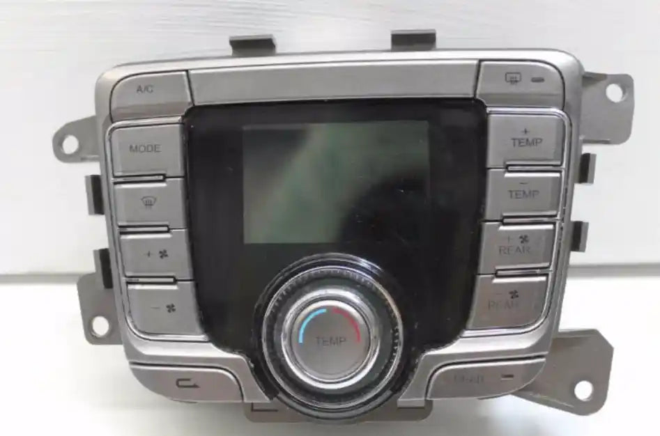 Used LDV, G10 Heater/Ac Controls (G10) Sv7A Climate Control W/ Rear Control Button Type Wagon 04/15 08/22 2018 – image 1 - All Good Parts