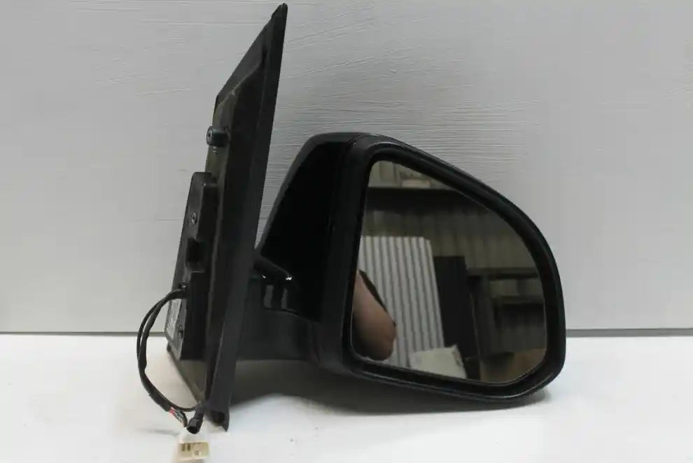 Used LDV, G10 Right Door Mirror Sv7A Wagon Colour Coded W/ Camera Type 04/15 08/22 2018 – image 1 - All Good Parts