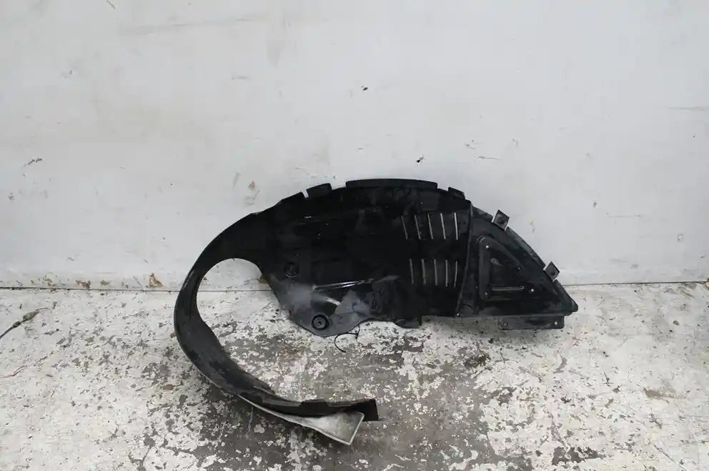 Used LDV, G10 Right Guard Liner Sv7A/Sv7C Front Wagon/Van 04/15 2018 – image 1 - All Good Parts