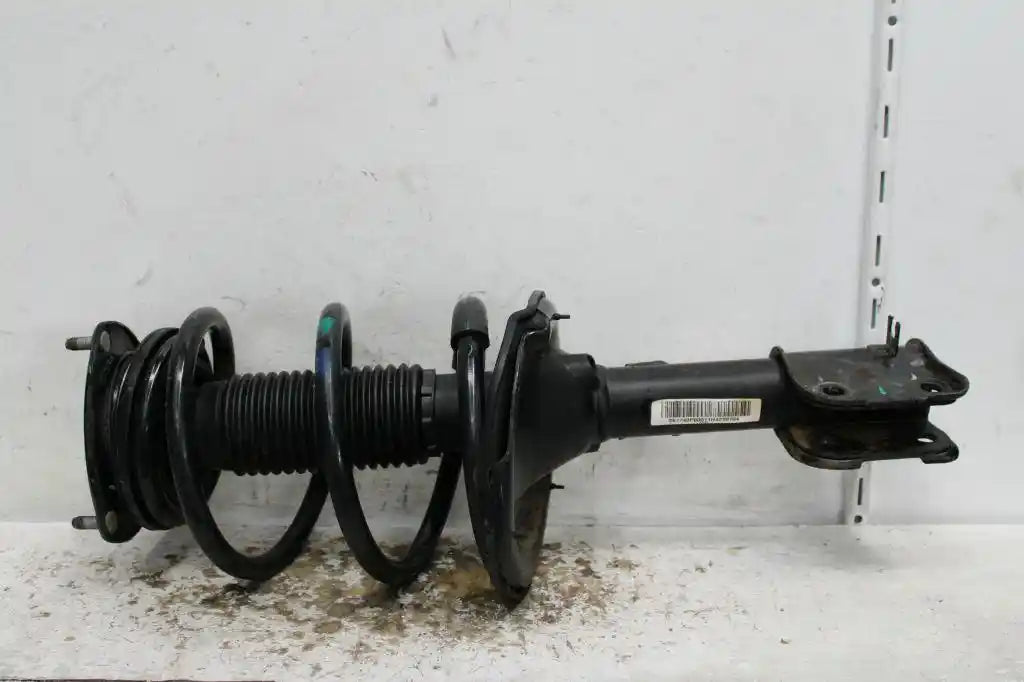 Used LDV, G10 Right Front Strut Sv7A/Sv7C Wagon/Van 04/15 2017 – image 1 - All Good Parts