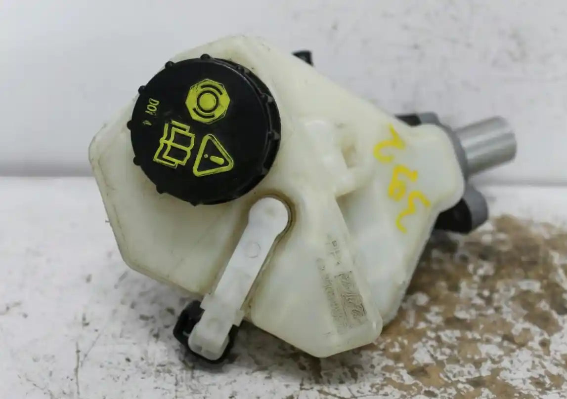 Used Land Rover, Freelander Master Cylinder Lf2 10/07 12/14 2010 – image 1 - All Good Parts