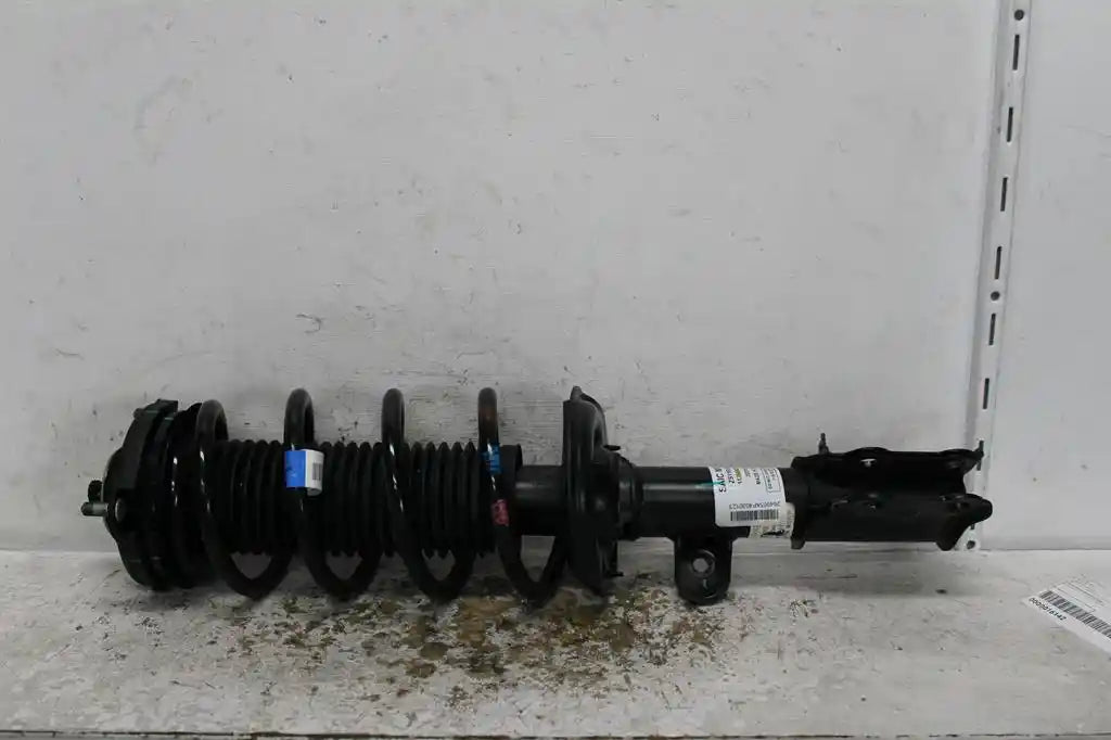 Used MG, Zs Left Front Strut Azs1 09/17 2023 – image 1 - All Good Parts
