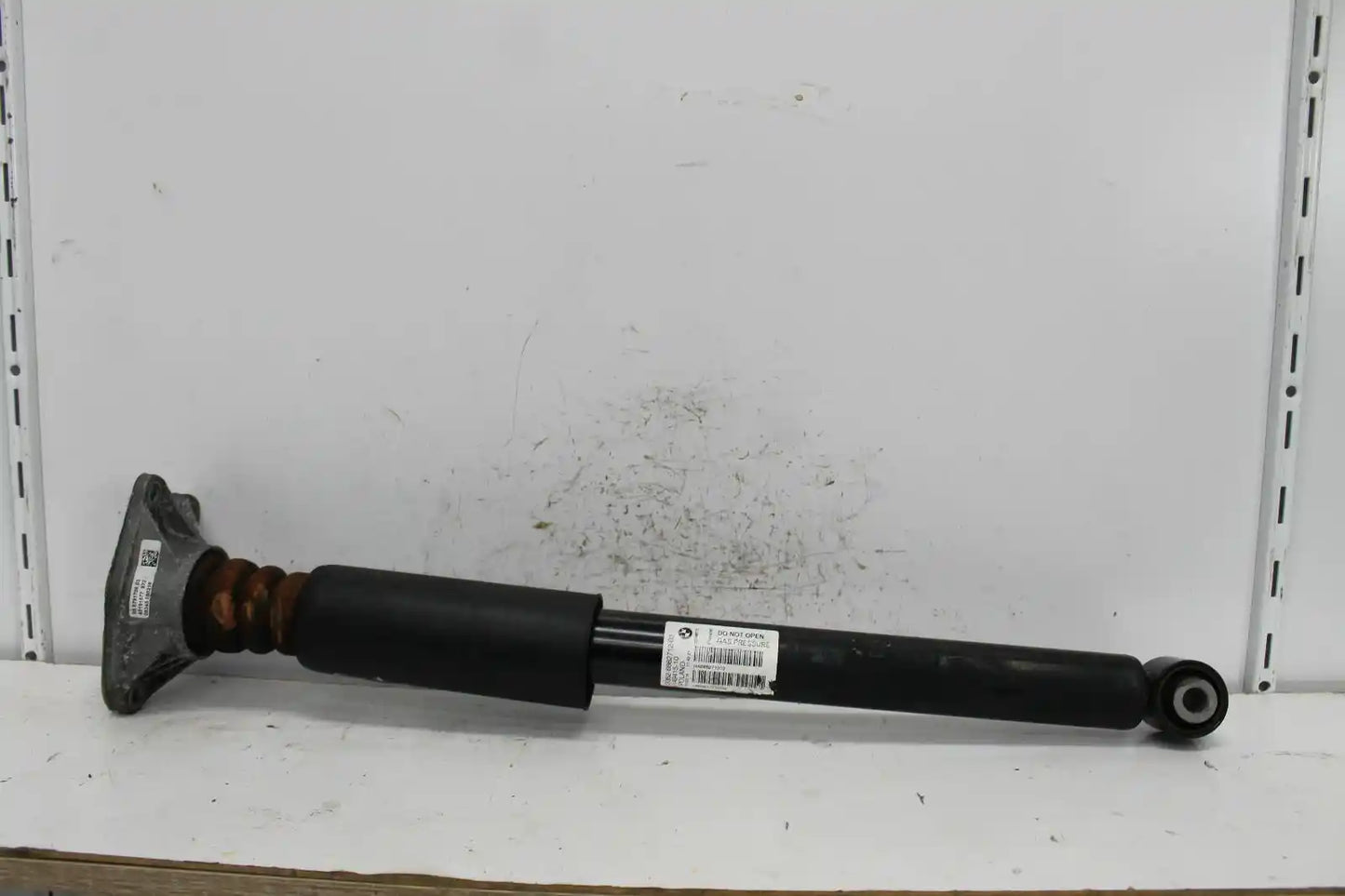 Used MINI, Clubman Right Rear Strut F54 07/15 02/24 2016 – image 1 - All Good Parts