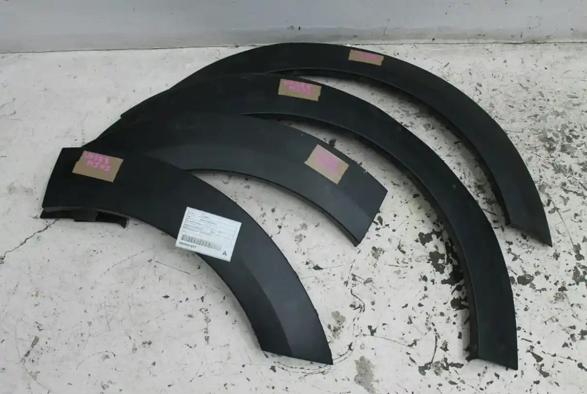 Used MINI, Cooper Body/Door Mould R60 Countryman 01/11 12/16 2014 – image 1 - All Good Parts