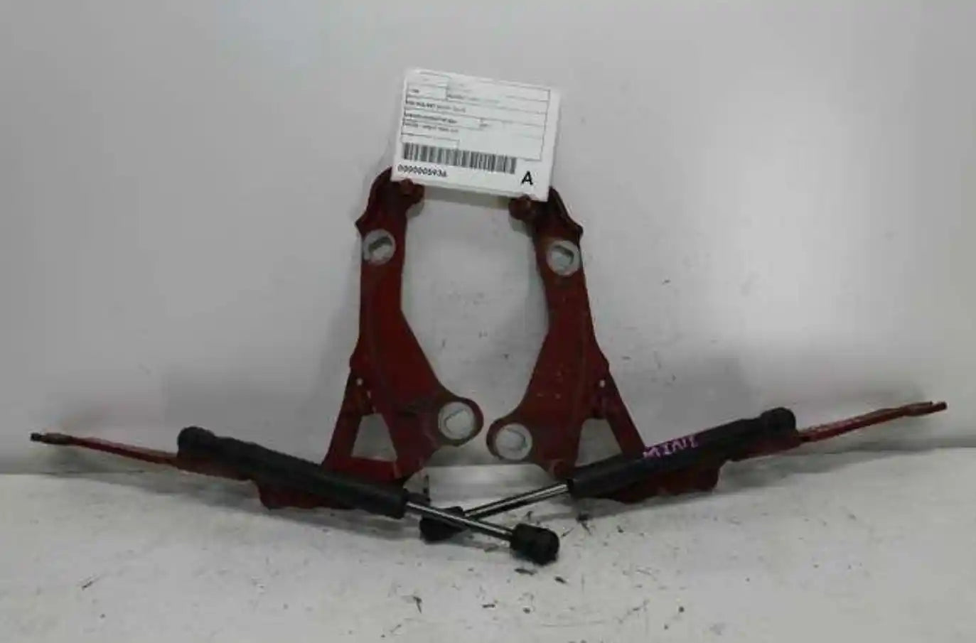Used MINI, Cooper Bonnet Hinge/Strut R55/R56/R57 03/07 12/15 2010 – image 1 - All Good Parts