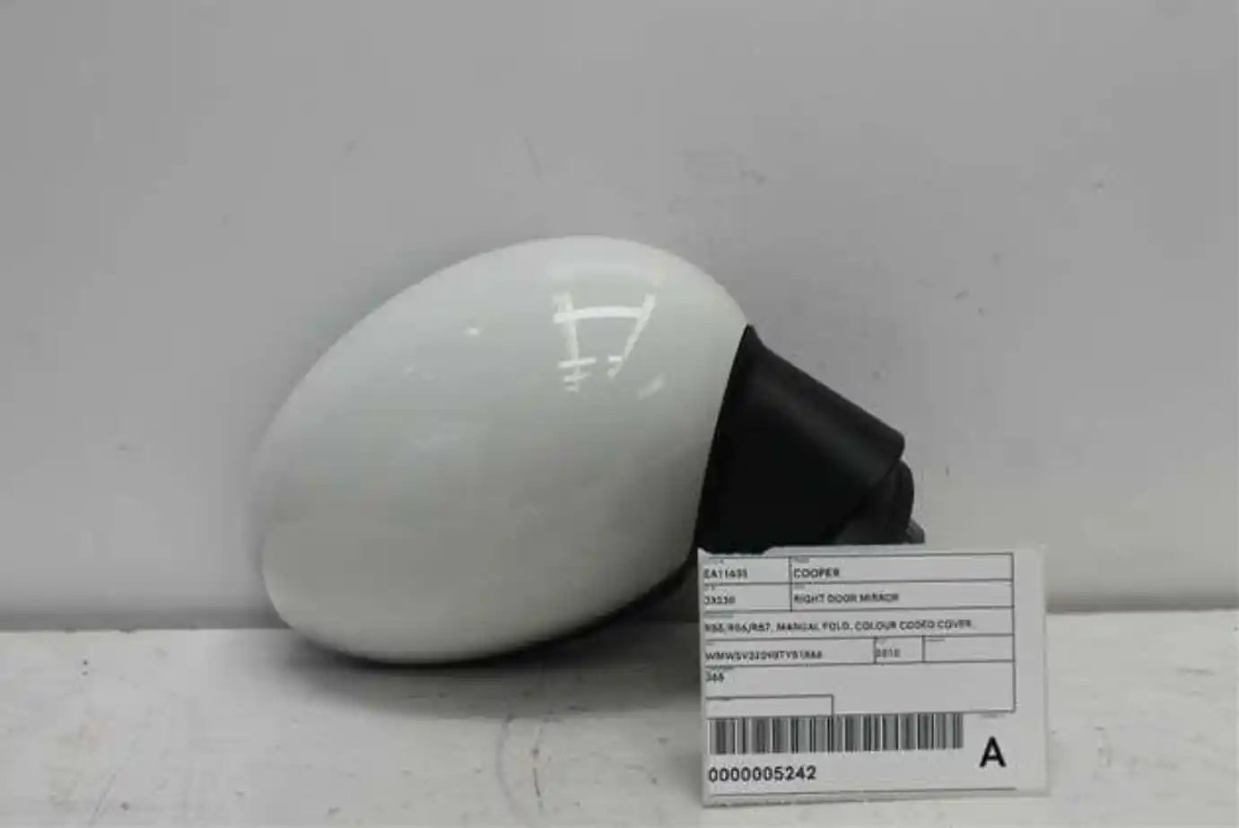 Used MINI, Cooper Right Door Mirror R55/R56/R57 Manual Fold Colour Coded Cover 03/07 05/15 2010 – image 1 - All Good Parts
