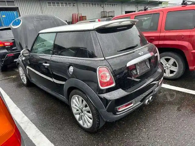 Used MINI, Cooper Right Headlamp R55/R56/R57 Xenon Type 03/07 05/15 2012 – image 3 - All Good Parts
