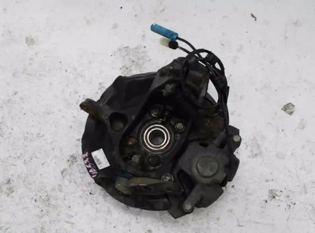 Used MINI, Cooper Left Front Hub Assembly R55/R56/R57, Wagon/3Dr Hatch/Cabrio, 03/07-05/15 J15153 2012 – image 2 - All Good Parts