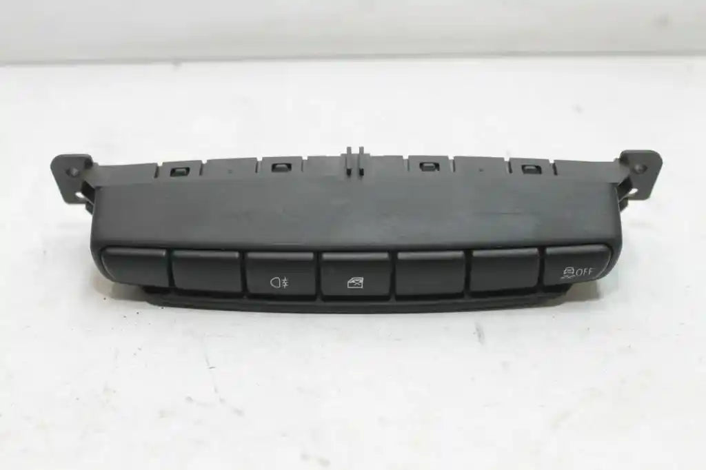 Used MINI, Cooper Misc Switch/Relay R60 Countryman 01/11-12/16 12212 2012 – main images - All Good Parts