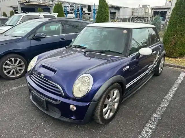 MINI, Cooper Left Front Hub Assembly R50 Supercharged 04/01 10/06