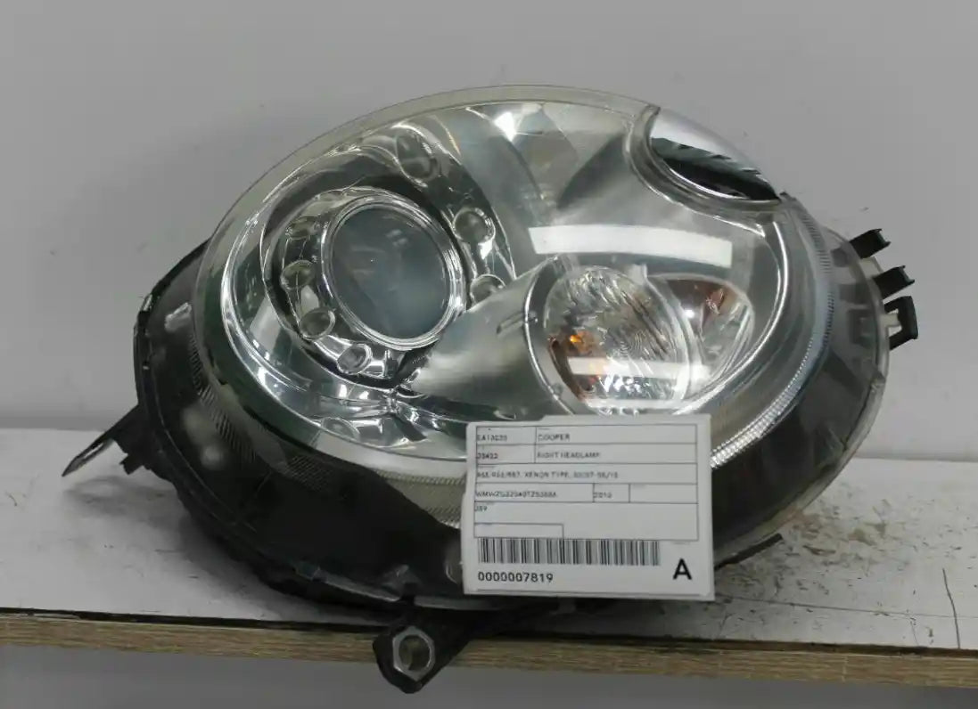 Used MINI, Cooper Right Headlamp R55/R56/R57 Xenon Type 03/07 05/15 2010 – image 1 - All Good Parts