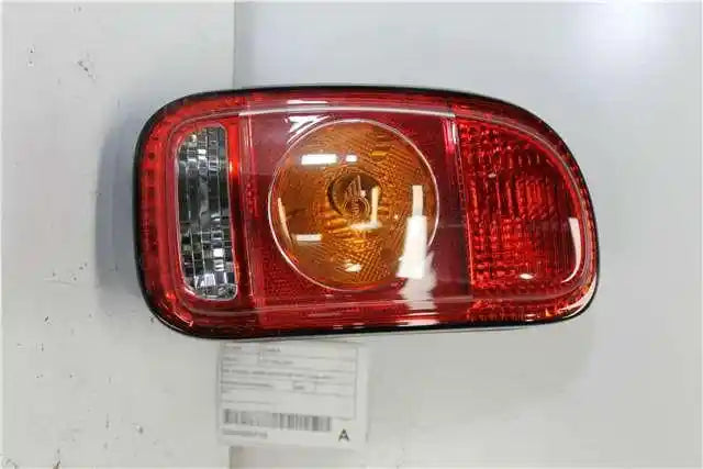 Used MINI, Cooper Left Taillight R55 Wagon Amber Indicator Type 03/08 09/10 2008 – image 1 - All Good Parts