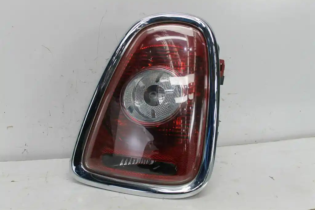 Used MINI, Cooper Right Taillight R56 Hatch Clear Indicator Type 02/07 09/10 2007 – main images - All Good Parts