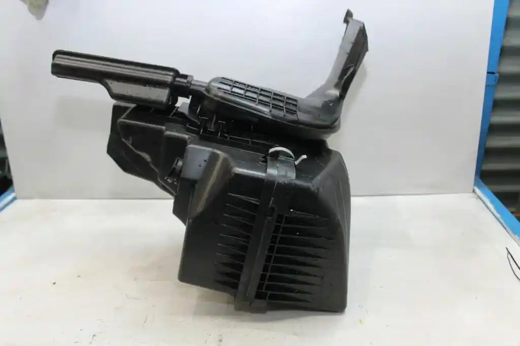 Used Mazda, 6 Air Cleaner/Box Air Cleaner, Gj-Gl, 2.2, Diesel, 11/12-02/18 J98605 2014 – main images - All Good Parts