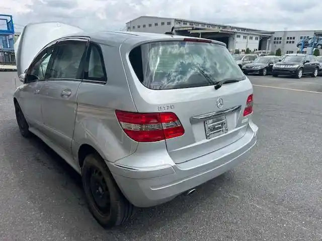 Used Mercedes B Class 2008 – image 3 - All Good Parts