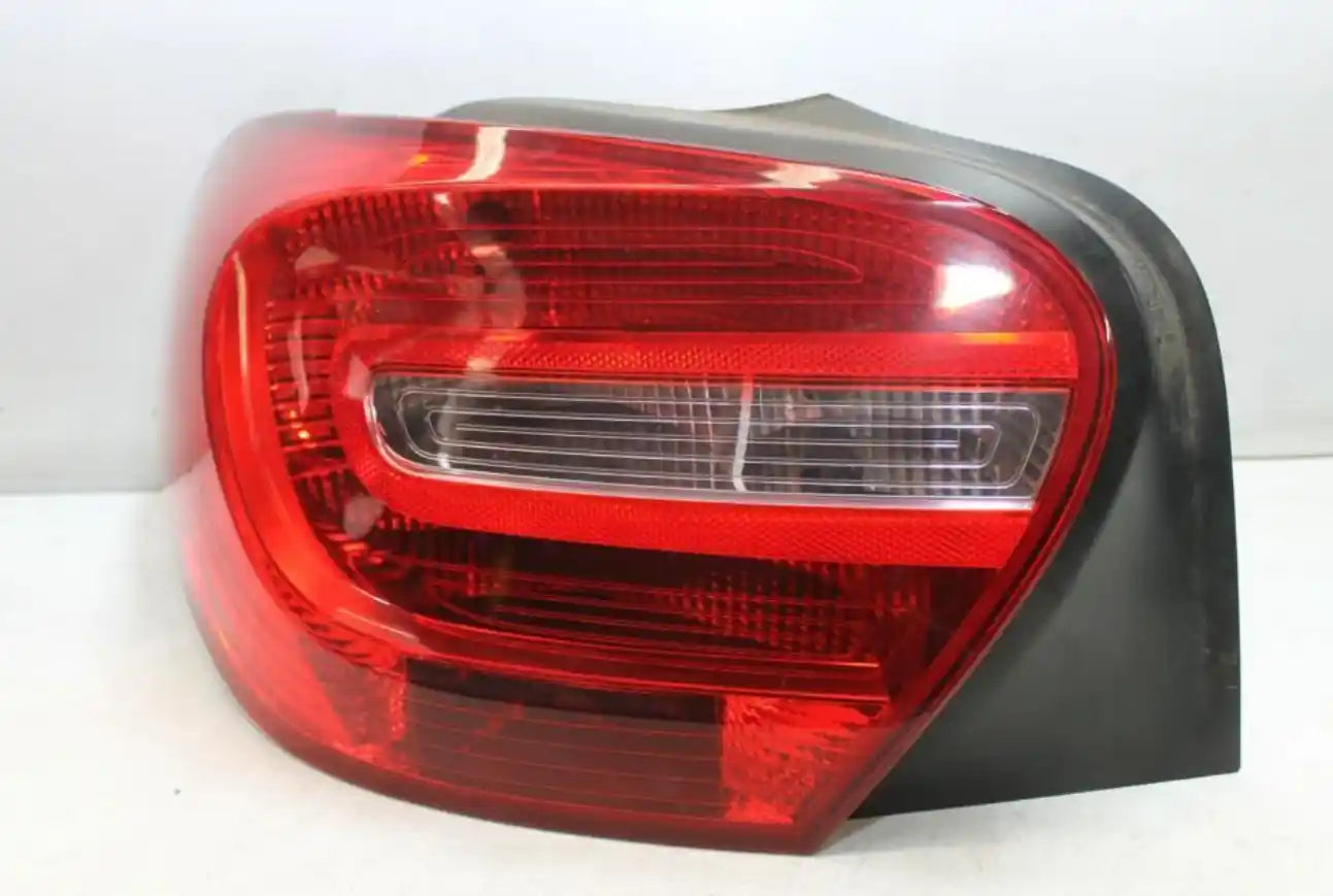 Mercedes, A Class Left Taillight W176, Non Led Type, 09/12-08/15 J57721