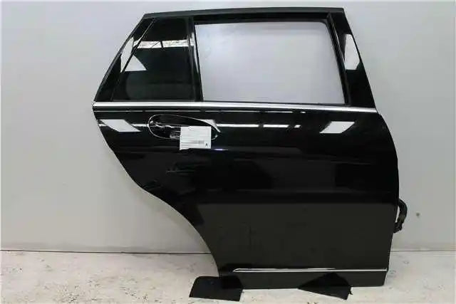 Used Mercedes, C Class Right Rear Door S204 Wagon 07/07 07/14 2012 – image 1 - All Good Parts