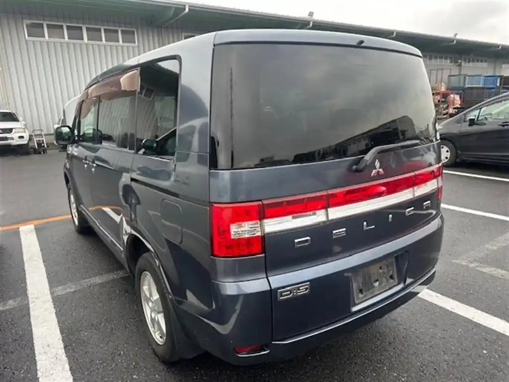Used Mitsubishi Outlander 2007 – image 3 - All Good Parts