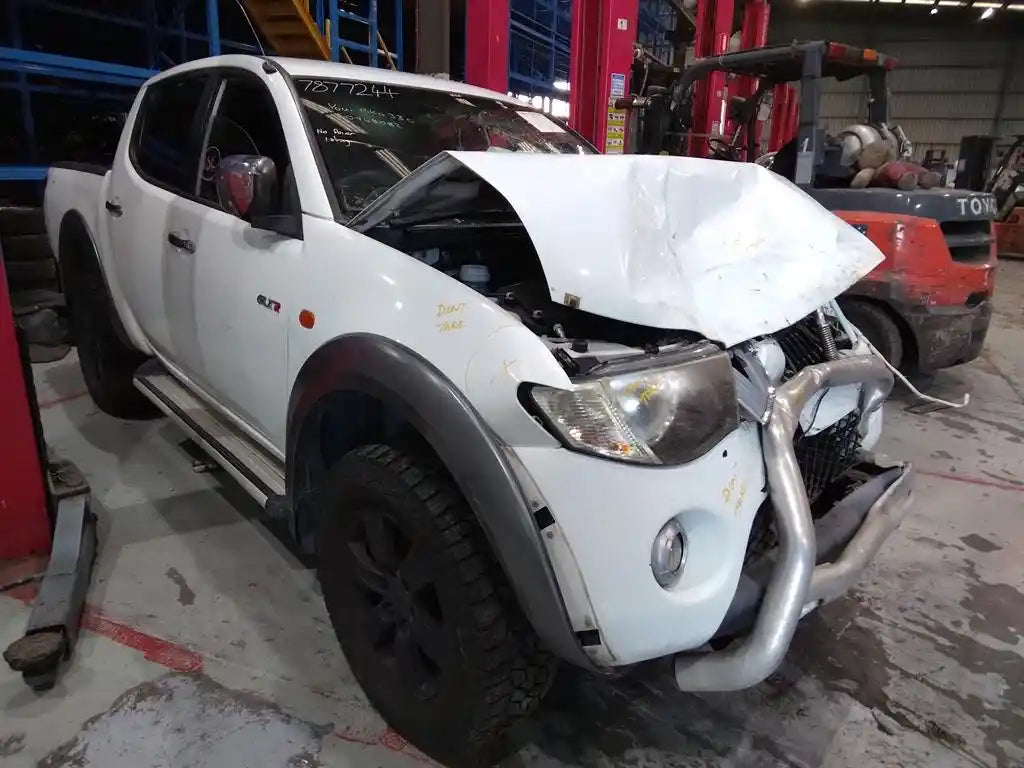 Used Mitsubishi Triton 2009 – image 2 - All Good Parts