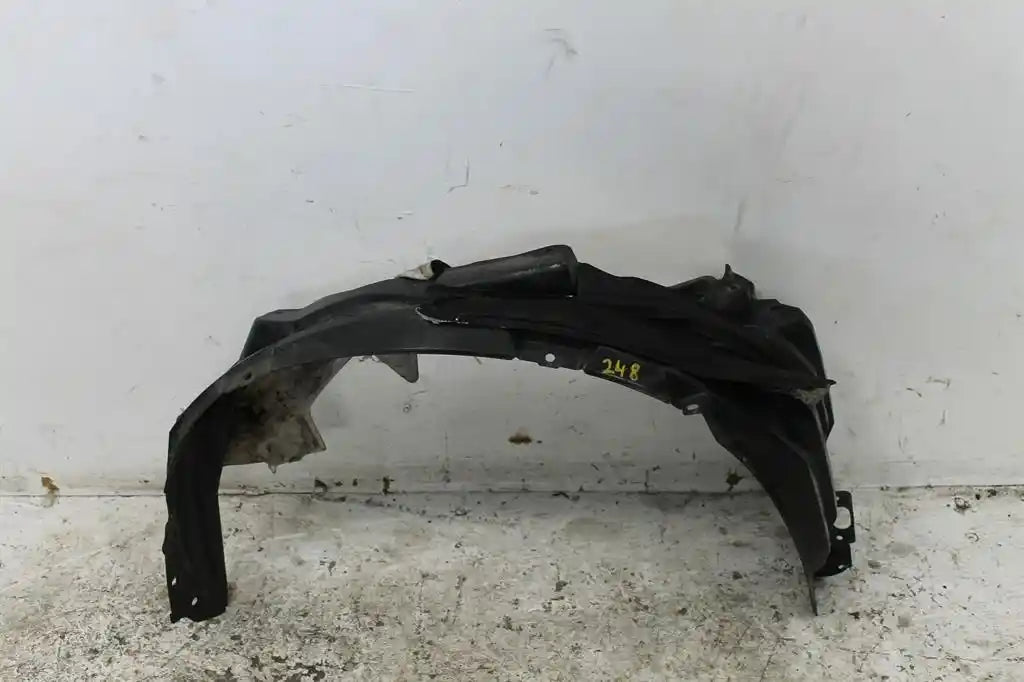 Used Mitsubishi, ASX Right Guard Liner Front Xa Xc Petrol 07/13 05/19 2016 – image 1 - All Good Parts