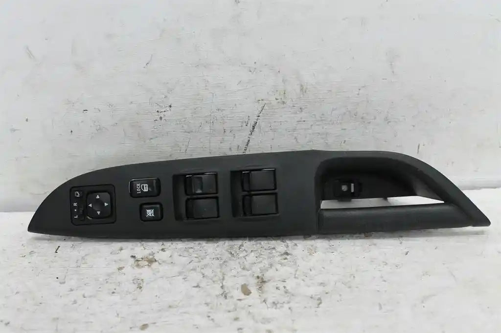 Used Mitsubishi, ASX Power Window Switch Rh Front (Master Switch) Xb Xd 07/13 2016 – image 1 - All Good Parts