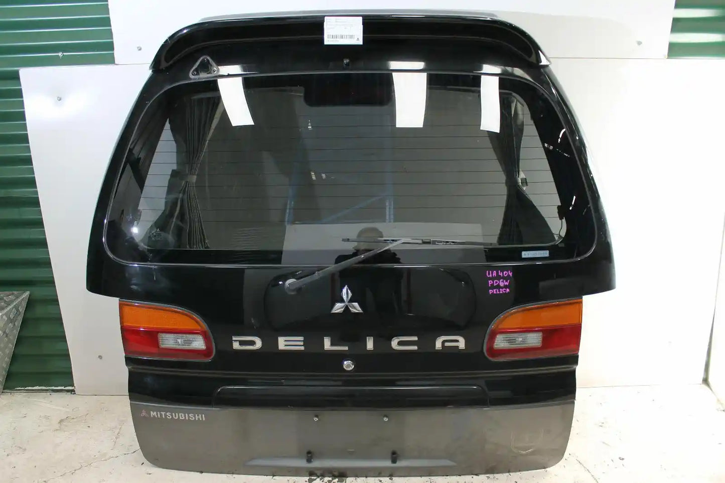 Used Mitsubishi, Delica Bootlid/Tailgate Spacegear Tailgate W/ Mirror Highroof 90 2000 – image 1 - All Good Parts