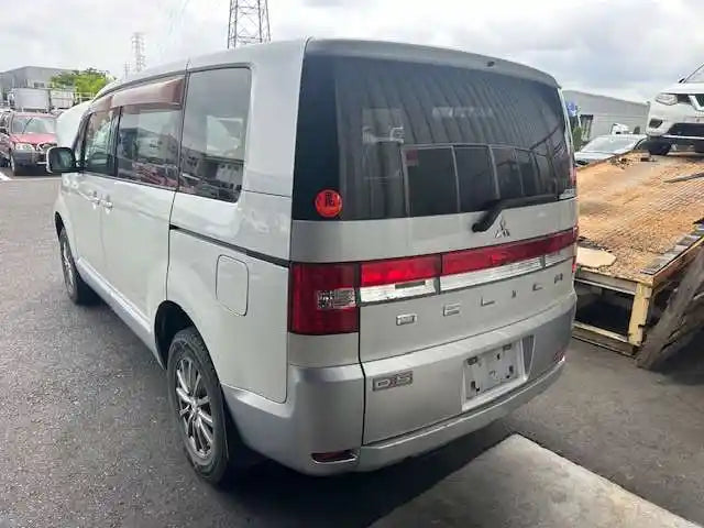 Used Mitsubishi Delica 2007 – image 2 - All Good Parts