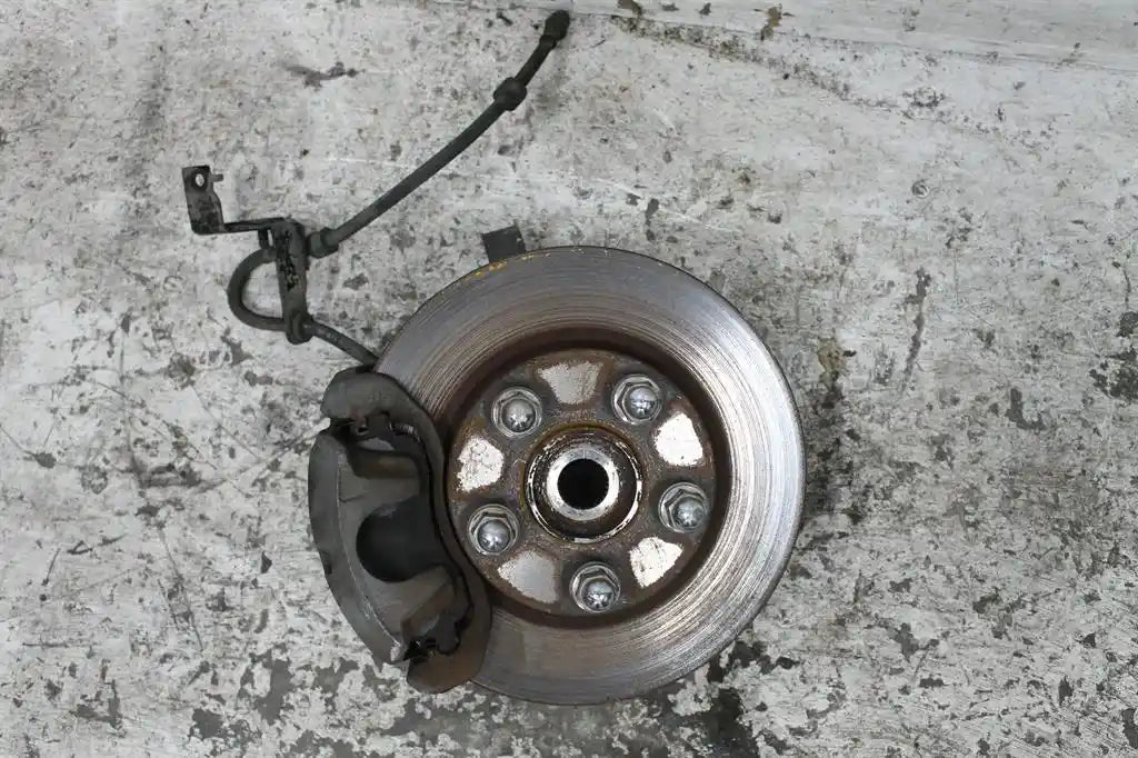 Used Mitsubishi, Lancer Right Front Hub Assembly Cj Cf 07/07 12/17 2010 – image 1 - All Good Parts