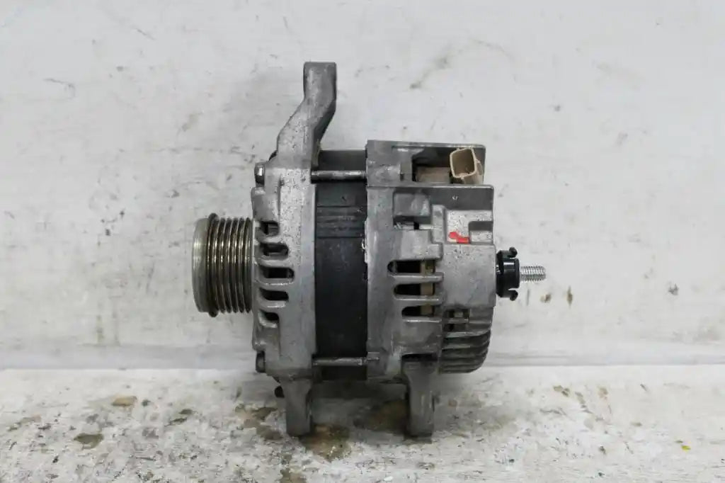 Used Mitsubishi, Outlander Alternator Petrol 2.0/2.4 130Amp Zj Zl 10/12 08/19 2014 – image 1 - All Good Parts