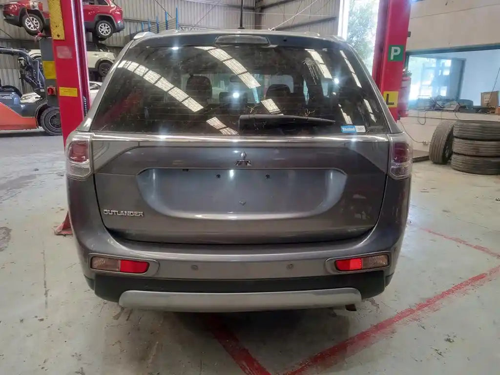 Used Mitsubishi, Outlander Trans/Gearbox Auto Awd Petrol 2.4 4J12 W/ Transfer Case Zj W1Cja1A4X Code 10/12 12/14 2014 – image 5 - All Good Parts
