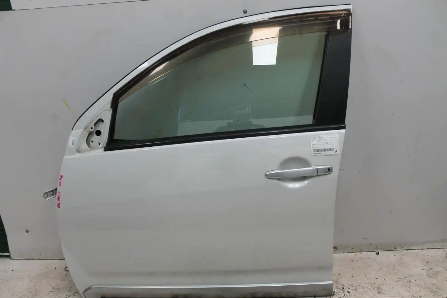 Used Mitsubishi, Outlander Left Front Door Zg 11/06 09/09 2006 – image 1 - All Good Parts