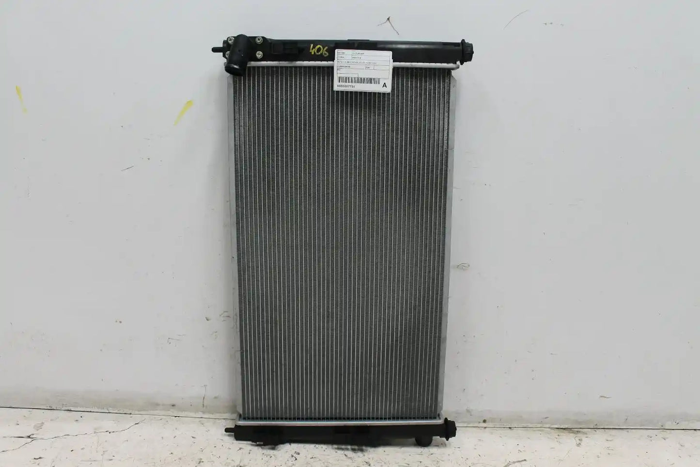 Used Mitsubishi, Outlander Radiator Auto 2.4 4B12 Petrol Zg Zh 11/06 10/12 2006 – image 1 - All Good Parts