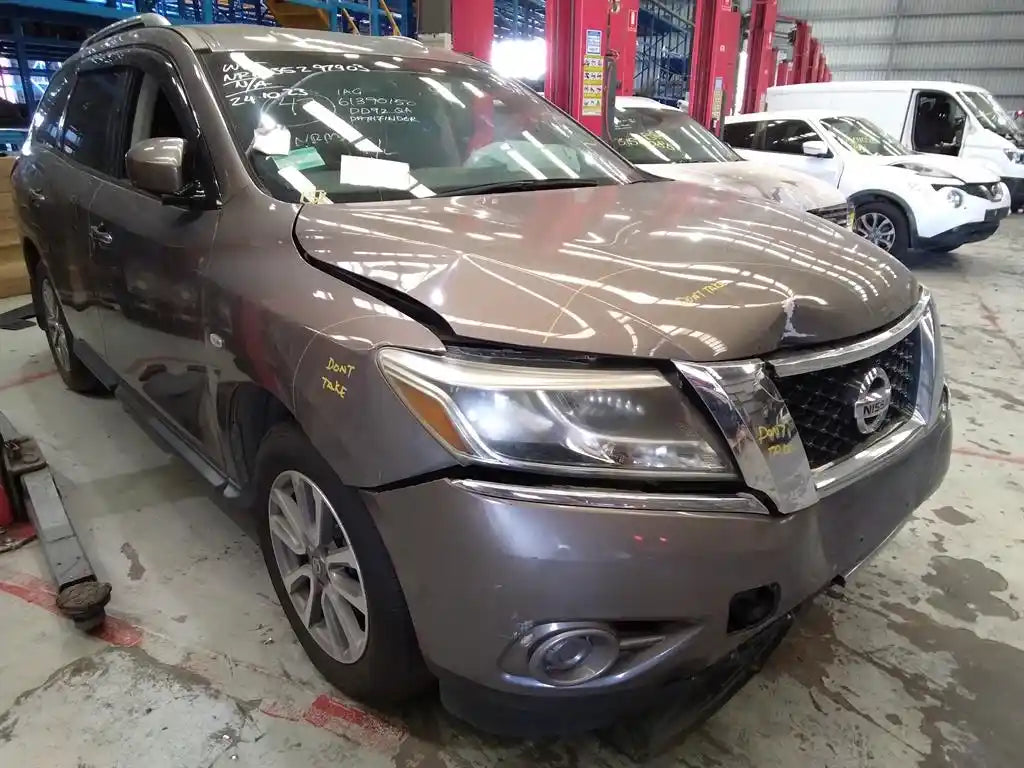 Used Nissan Pathfinder 2014 – image 2 - All Good Parts