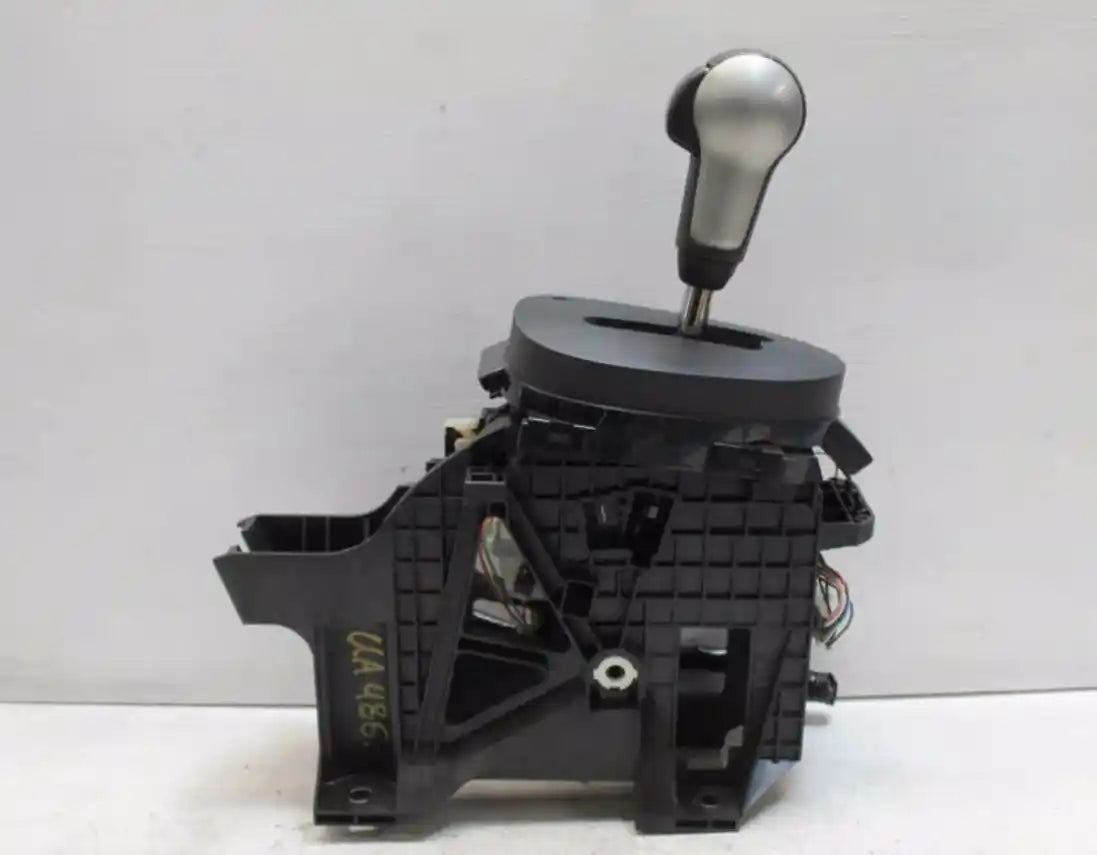 Used Nissan, Juke Gear Stick/Shifter Gear Shifter, Awd, F15, 06/10-12/19 J2505 2013 – main images - All Good Parts