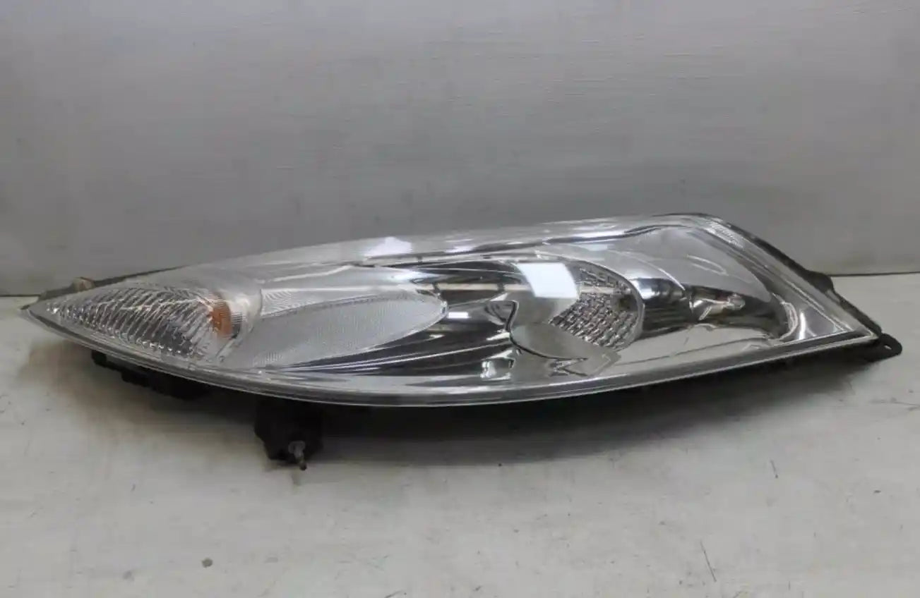 Used Nissan, Juke Left Indicator/Fog/Side Corner Lamp, F15, Lens# F001, 06/10-01/15 J0111 2011 – main images - All Good Parts