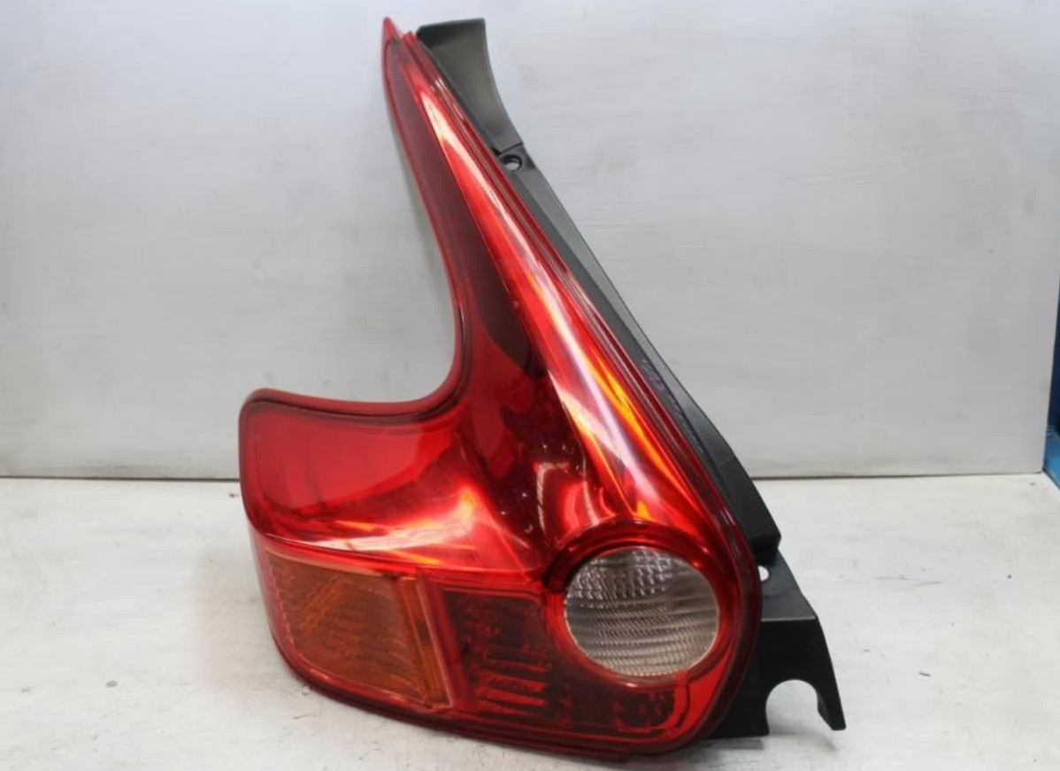 Used Nissan, Juke Left Taillight F15, 06/10-01/15 J21547 2011 – main images - All Good Parts