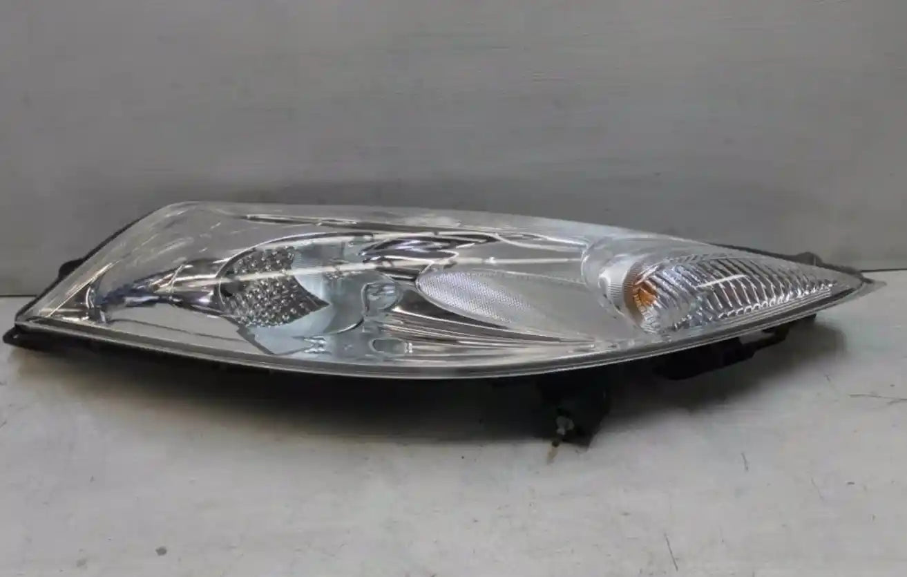Used Nissan, Juke Right Indicator/Fog/Side Corner Lamp, F15, Lens# F001, 06/10-01/15 J0111 2011 – main images - All Good Parts