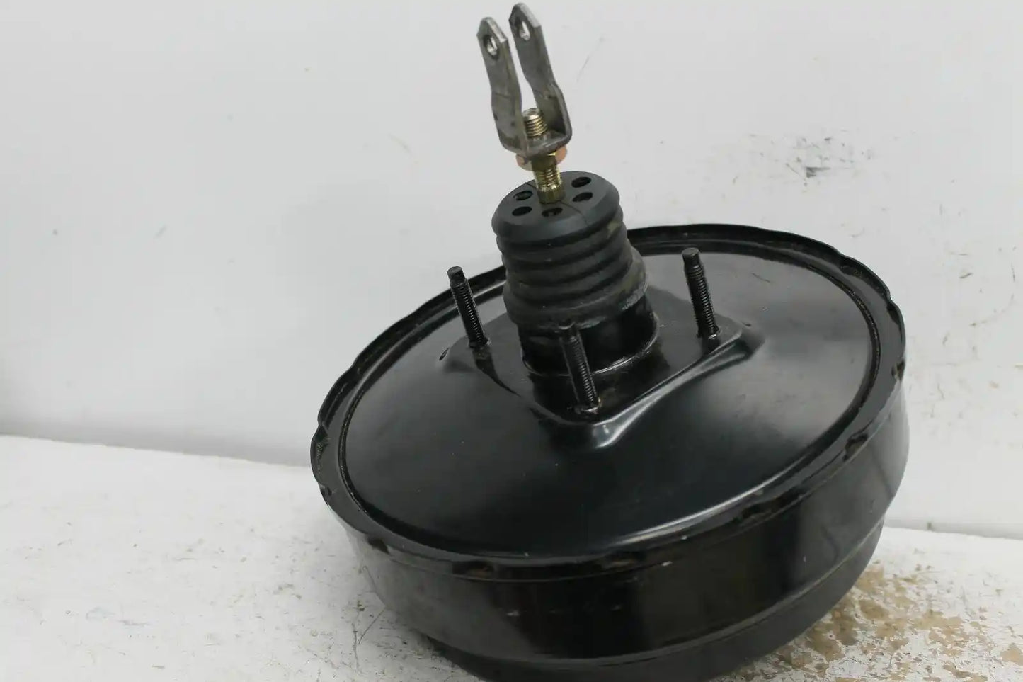 Used Nissan, Murano Brake Booster Z50 P/N 47210Cb02A 05/02 12/08 2005 – image 1 - All Good Parts