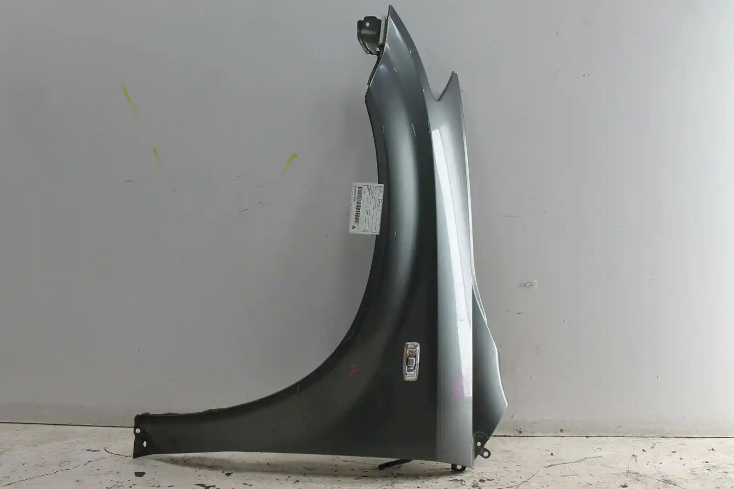 Used Nissan, Murano Left Guard Z50 05/02 12/08 2005 – image 1 - All Good Parts
