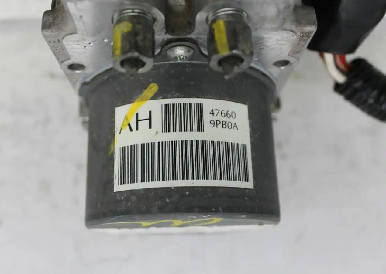 Used Nissan, Pathfinder Abs Pump/Modulator R52 Awd 06/13 04/21 2015 – image 1 - All Good Parts